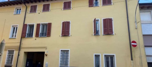 3 rooms Apartment in Cividate al Piano, Italy No. 6072 12