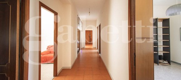 5 rooms Apartment in Cagliari, Italy No. 281178 18
