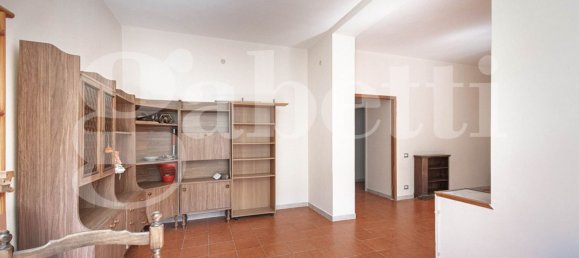 5 rooms Apartment in Cagliari, Italy No. 281178 5