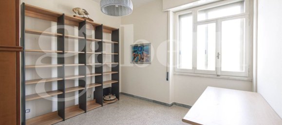 5 rooms Apartment in Cagliari, Italy No. 281178 14