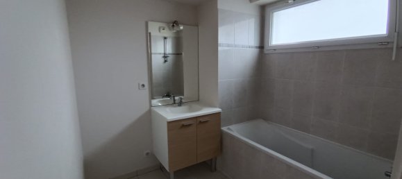 2 bedrooms Apartment in Tours, France No. 156532 4