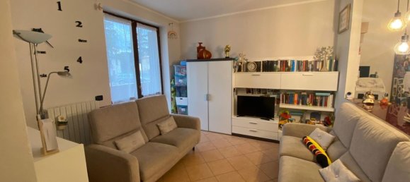 Дом с 5 комнатами в Сполето, Италия № 154091 10