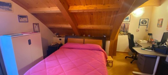 Дом с 5 комнатами в Сполето, Италия № 154091 23