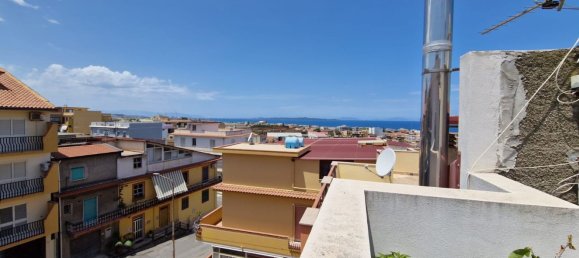 Квартира с 4 комнатами в Венетико, Италия № 118568 3