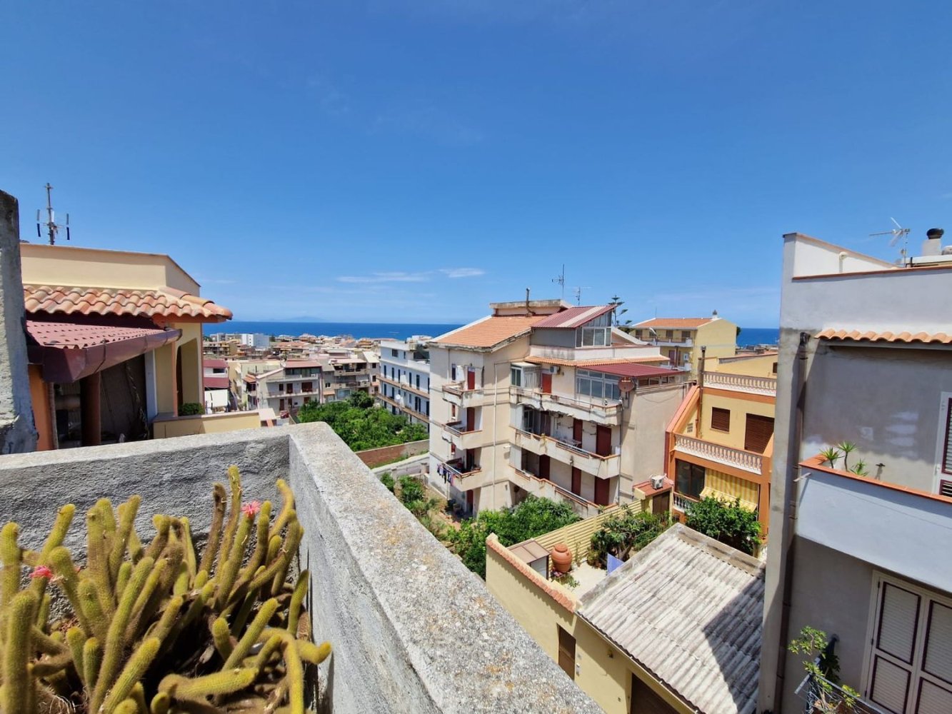 Квартира с 4 комнатами в Венетико, Италия № 118568