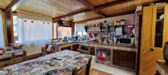 Квартира с 4 комнатами в Венетико, Италия № 118568 11