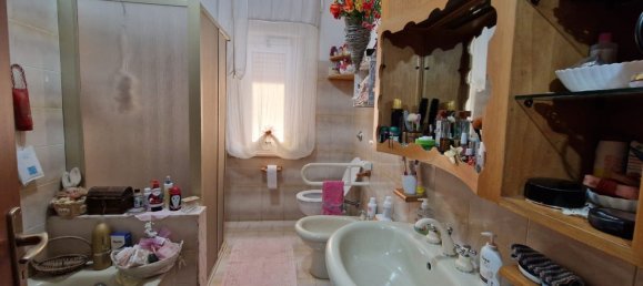 Квартира с 4 комнатами в Венетико, Италия № 118568 32