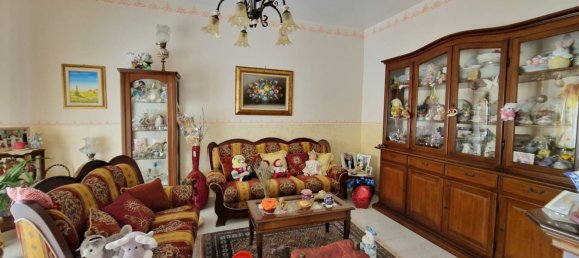 Квартира с 4 комнатами в Венетико, Италия № 118568 23