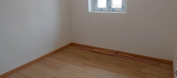 2-salle Appartement à Cavenago di Brianza, Italy No. 232158 9