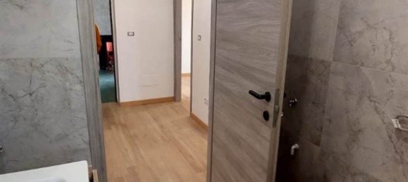 2-salle Appartement à Cavenago di Brianza, Italy No. 232158 13