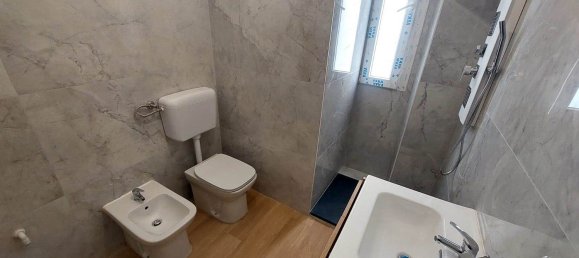 2-salle Appartement à Cavenago di Brianza, Italy No. 232158 11