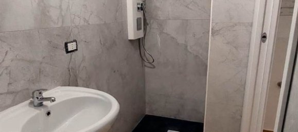 2-salle Appartement à Cavenago di Brianza, Italy No. 232158 20