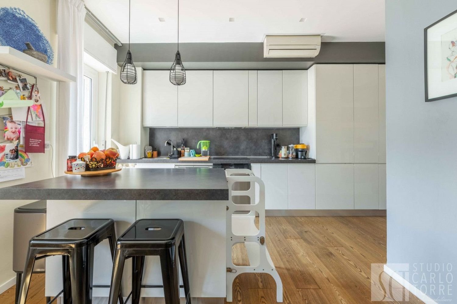 Apartamento de 2 dormitorios en Milan, Italy No. 383481