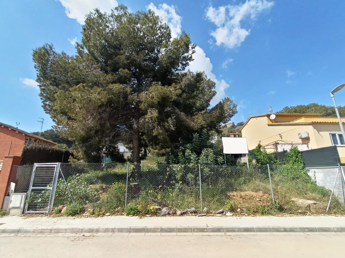 Grundstück in Barcelona, Spain, Nr. 246321