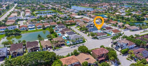 4 Schlafzimmer Villa in Miami, USA, Nr. 615452 5