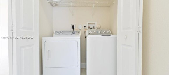 4 Schlafzimmer Villa in Miami, USA, Nr. 615452 12