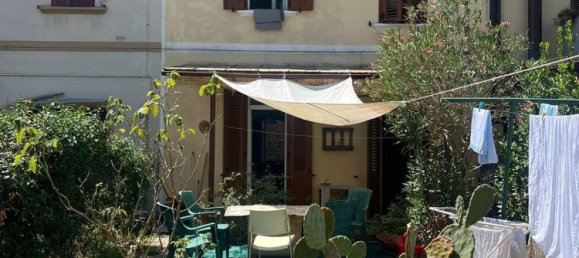 4 bedrooms House in Pesaro, Italy No. 329935 2