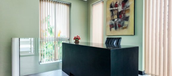 5 chambres house à vendre à Pattaya, Chonburi, Eastern Thailand, Thailand № 302 25