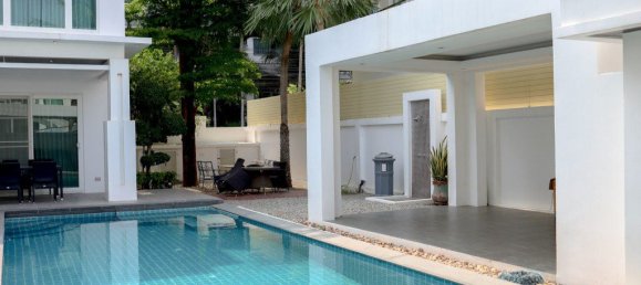 5 chambres house à vendre à Pattaya, Chonburi, Eastern Thailand, Thailand № 302 8