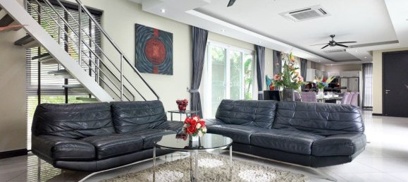 5 chambres house à vendre à Pattaya, Chonburi, Eastern Thailand, Thailand № 302 14