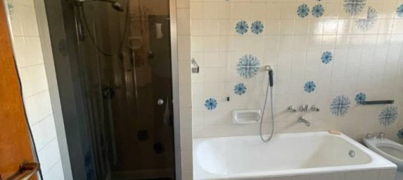 3 bedrooms Penthouse in Monza, Italy No. 288112 15