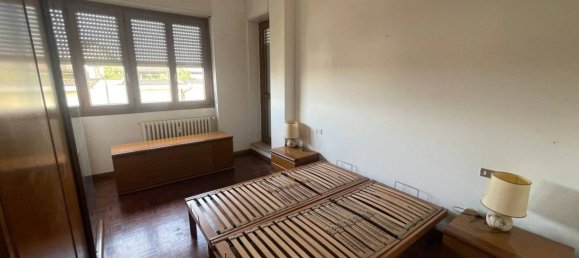 3 bedrooms Penthouse in Monza, Italy No. 288112 13