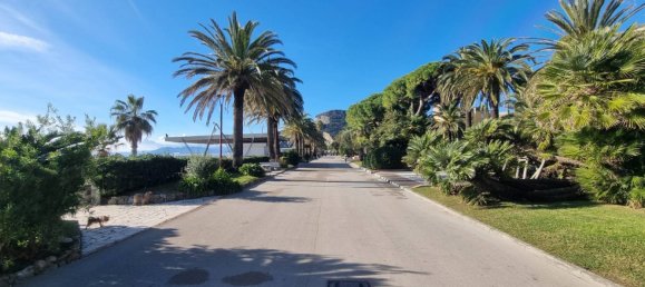 2 bedrooms Apartment in Finale Ligure, Italy No. 371584 29