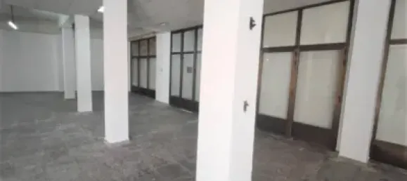 Коммерческая недвижимость 285м² в Мислата, Испания № 133735 2