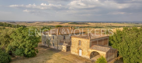 4 bedrooms House in Monteroni d'Arbia, Italy No. 264812 3