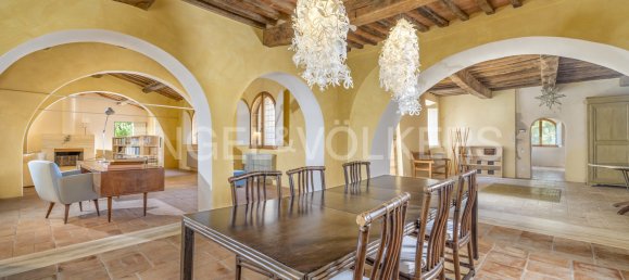 4 bedrooms House in Monteroni d'Arbia, Italy No. 264812 9