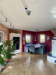 5 rooms House in Ostalbkreis, Germany No. 312442