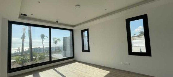 6 bedrooms Villa in Parekklisia, Cyprus No. 20728 4