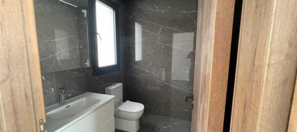 6 bedrooms Villa in Parekklisia, Cyprus No. 20728 5