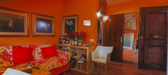 2 rooms Apartment in Rome, Italy No. 155471 6
