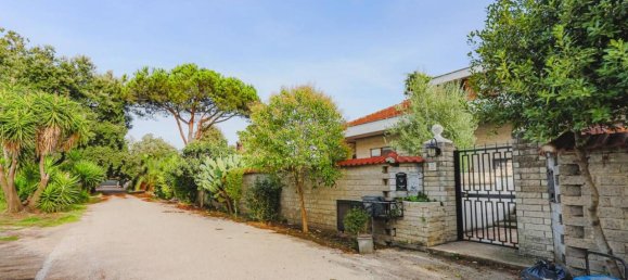 2 rooms Apartment in Rome, Italy No. 155471 3