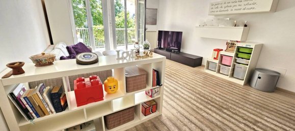 3 bedrooms Apartment in Legnano, Italy No. 338787 2