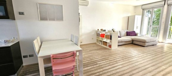 3 bedrooms Apartment in Legnano, Italy No. 338787 6