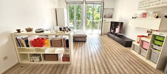 3 bedrooms Apartment in Legnano, Italy No. 338787 3