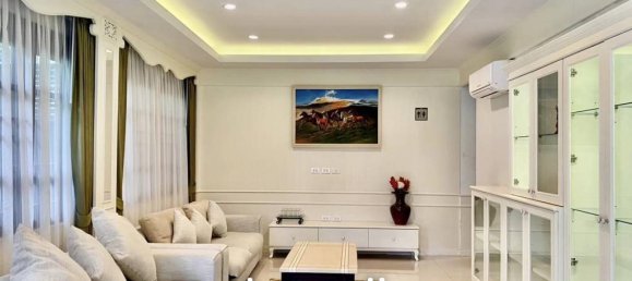 4 bedrooms Villa in Kathu, Thailand No. 23495 2