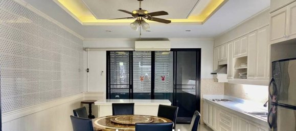 4 bedrooms Villa in Kathu, Thailand No. 23495 10