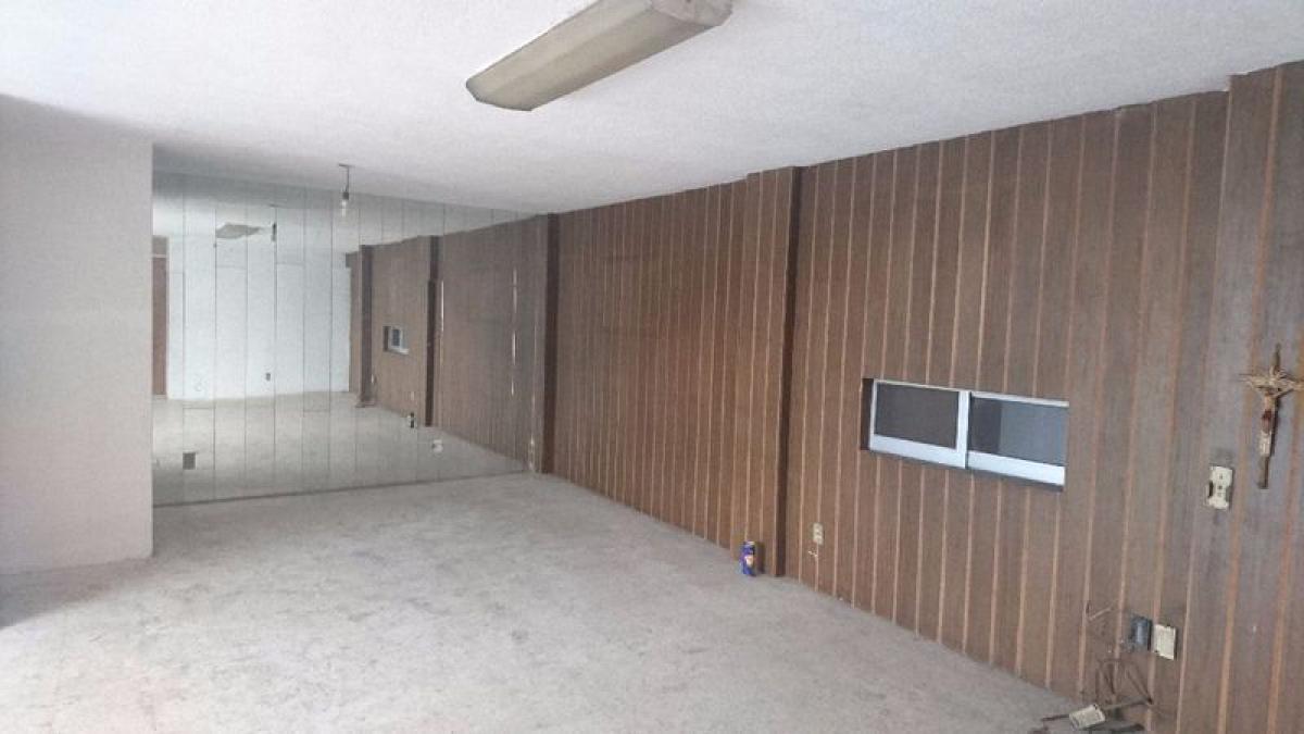 400m² Building in Mexicali, Mexico No. 200628