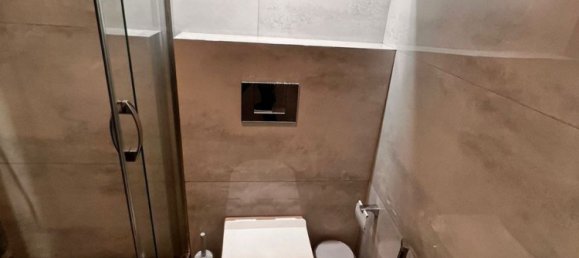 Apartamento de 3 dormitorios en Khatay, Azerbaijan No. 1209 18