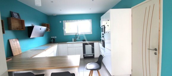 Casa de 4 dormitorios en Luzille, France No. 209316 3