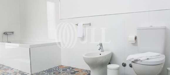 9 Schlafzimmer Gebäude in Porto, Portugal, Nr. 144375 5