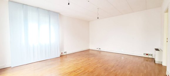 مستودع في Udine, Italy 1110متر مربع رقم 146735 10