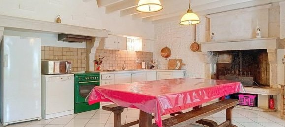 Casa de 3 dormitorios en Deux-Sevres, France No. 361790 8