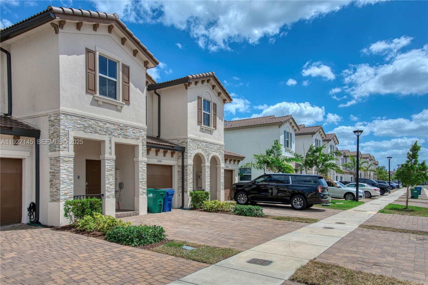 4 bedrooms Duplex for sale in Miami, Miami-Dade, Florida, USA № 614735