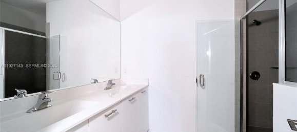 4 bedrooms Duplex for sale in Miami, Miami-Dade, Florida, USA № 614735 10