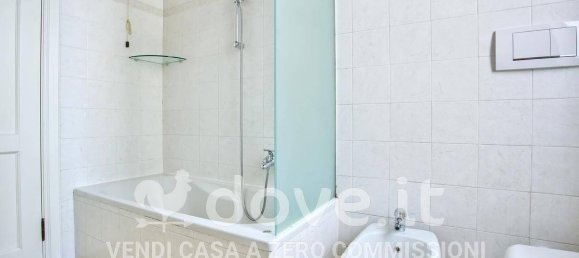 2 Schlafzimmer Wohnung in Varese, Italy, Nr. 378925 16