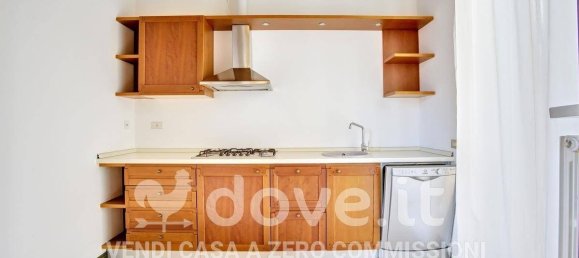 2 Schlafzimmer Wohnung in Varese, Italy, Nr. 378925 3